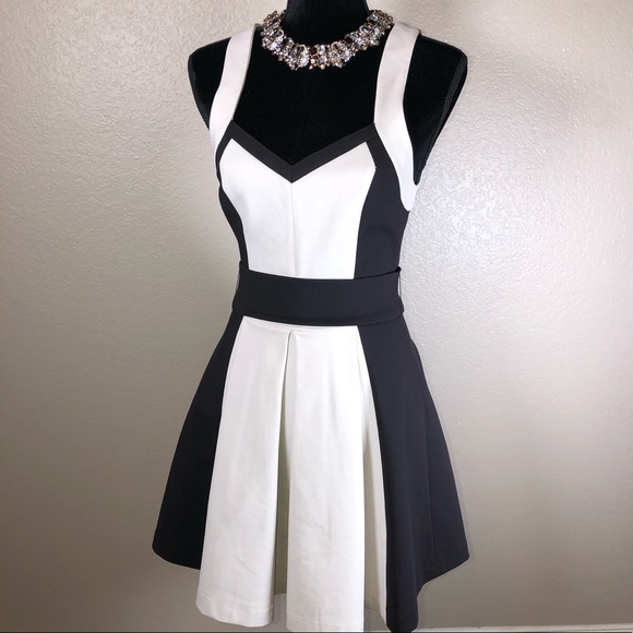 Robert Rodriguez Black White A-Line Dress Designer - Picture 8 of 8